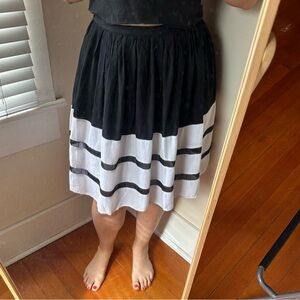 Nicole by Nicole Miller Illusion Black  White Stripe Pleated A Line Skirt Sz 10